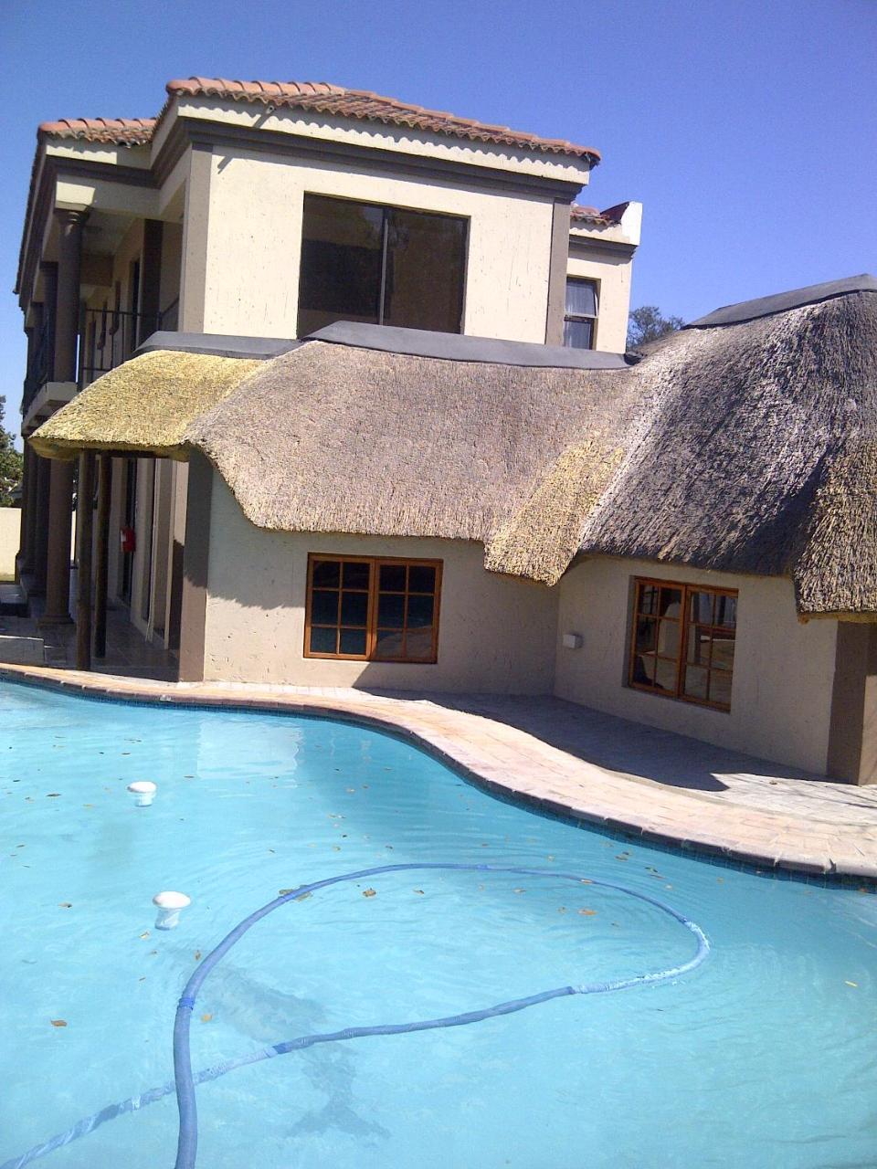 Lekoa Bed And Breakfast And Trading Vanderbijlpark Exterior foto